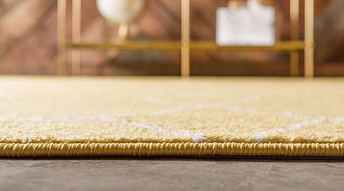Unique Loom Trellis Frieze Collection Area Rug - Geometric (4' 1" x 6' 1", Yellow/ Ivory)