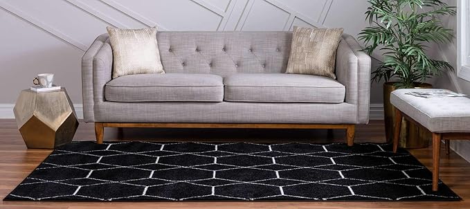 Unique Loom Trellis Frieze Collection Area Rug - Geometric (5' 1" x 8', Black/ Ivory)
