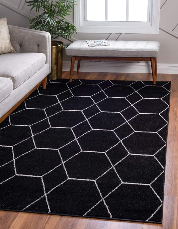 Unique Loom Trellis Frieze Collection Area Rug - Geometric (5' 1" x 8', Black/ Ivory)