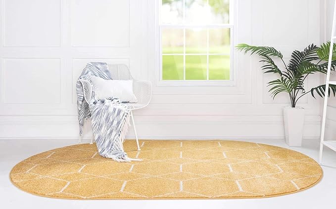 Unique Loom Trellis Frieze Collection Area Rug - Geometric (7' 10" x 10' Oval, Yellow/ Ivory)