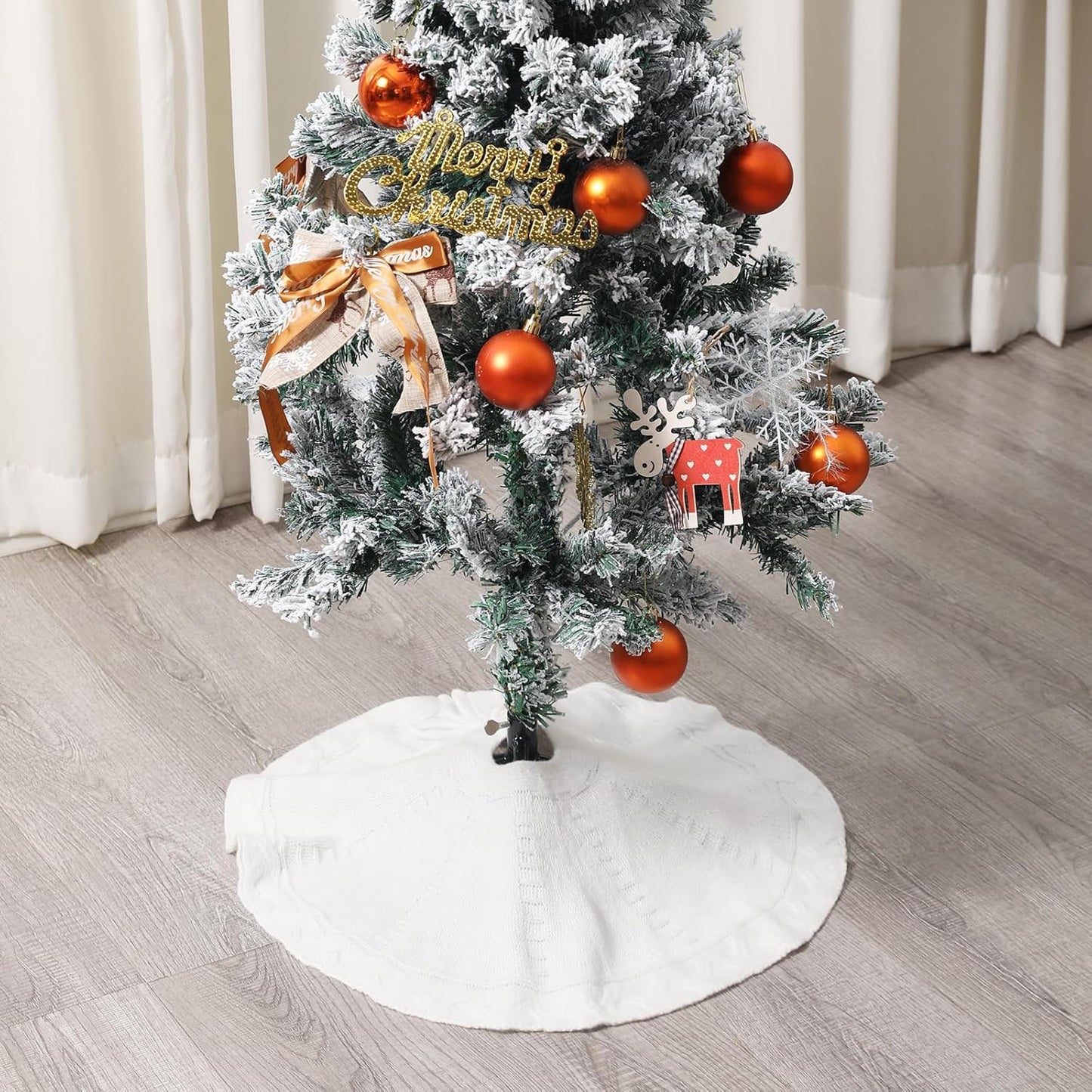 Mini White Tree Skirt,21 Inches Knitted Christmas Tree Skirt,Christmas Tree Decorations, Farmhouse Christmas Decor Xmas Holiday Home Party Decorations