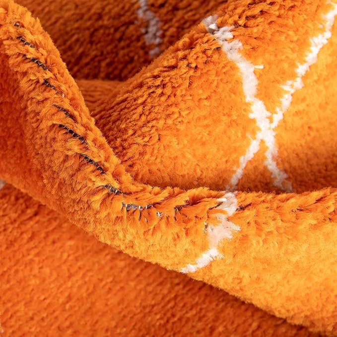 Unique Loom Trellis Frieze Collection Area Rug - Geometric (4' 1" Round, Orange/ Ivory)