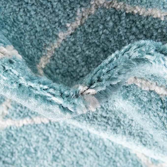 Unique Loom Trellis Frieze Collection Area Rug - Geometric (2' x 6' 1" Runner Light Blue/Ivory)