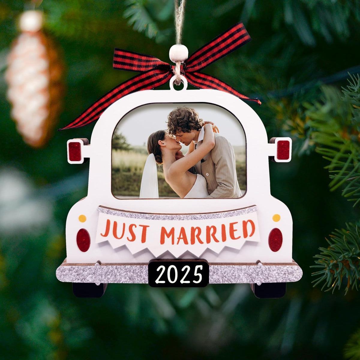Christmas Photo Frame Ornament, 2025 Ornament, Wooden Picture Frame Ornaments With Hanging String (Just Married 2025)