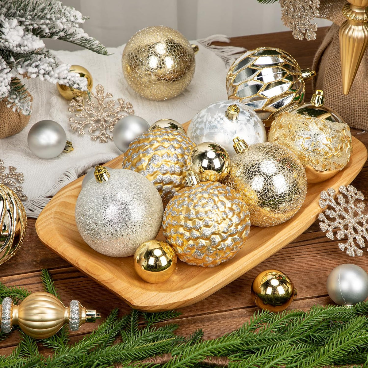 92ct Christmas Tree Decoration Set Christmas Ball Ornaments with Srtings Shatterproof Christmas Baubles for Christmas Holiday Wreath Garland Party Decoration, Gold-Silver