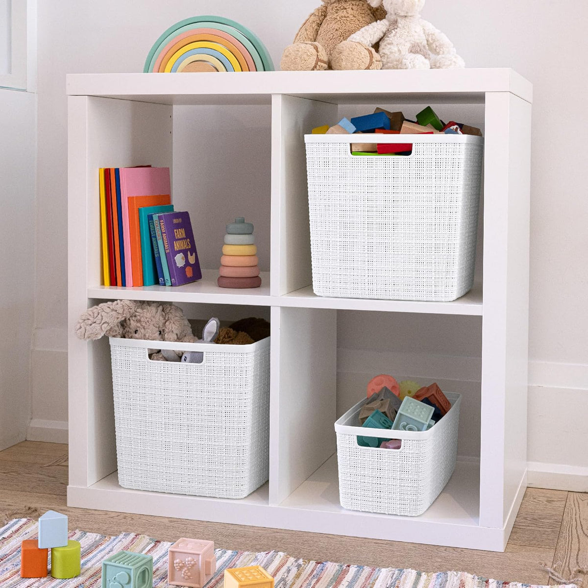 Curver Jute Decorative Plastic Organization and Storage Basket Perfect Bins for Home Office, Closet Shelves, Kitchen Pantry and All Bedroom Essentials, White, Large Cube, Set of 4