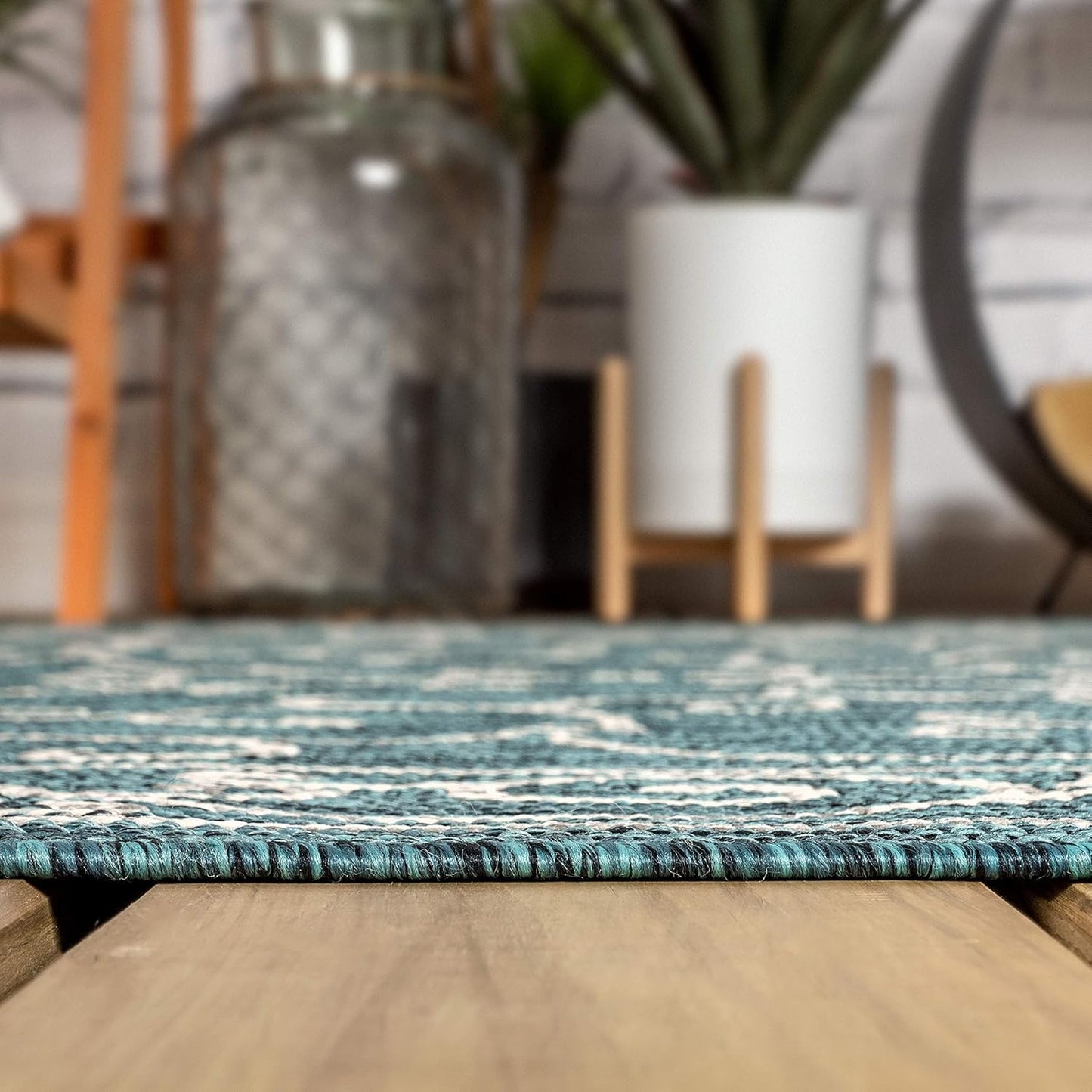 JONATHAN Y Vintage Filigree Indoor Outdoor Round Area Rug 8 Ft Teal/Gray, Charleston Textured Weave for Backyard, Patio, Porch, Easy-Cleaning, High Traffic, Pet-Friendly, Non-Shedding (SMB106F-8R)