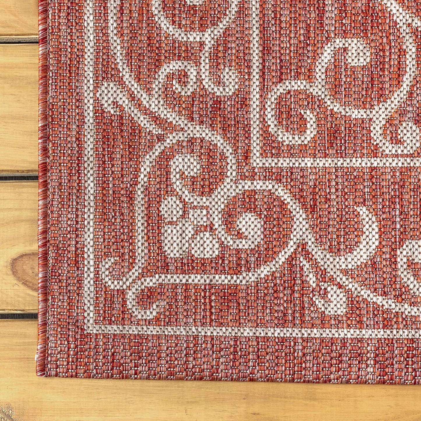 JONATHAN Y Vintage Filigree Indoor Outdoor Square Area Rug 8X8 Red/Beige, Charleston Textured Weave for Backyard, Patio, Porch, Easy-Cleaning, High Traffic, Pet-Friendly, Non-Shedding (SMB106B-8SQ)