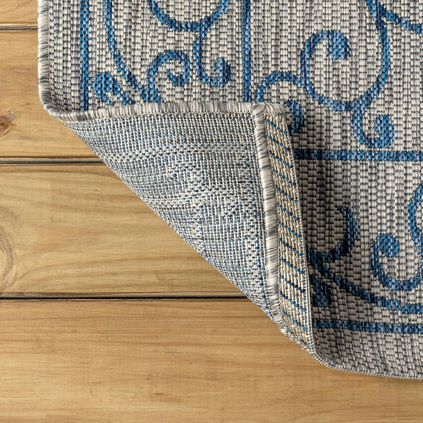 JONATHAN Y Vintage Filigree Indoor Outdoor Round Area Rug 4 Ft Gray/Navy, Charleston Textured Weave for Backyard, Patio, Porch, Easy-Cleaning, High Traffic, Pet-Friendly, Non-Shedding (SMB106C-4R)